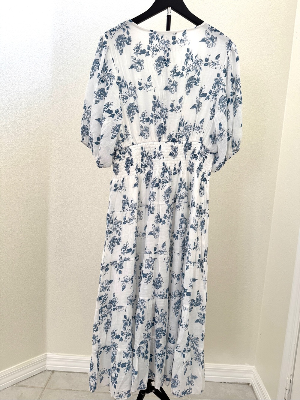 Smocked V-Neck White Maxi Dress with Blue Floral Print - Picture 5 of 7